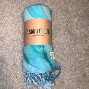 Sand Cloud Luna Towel Size Regular in Tie Dye